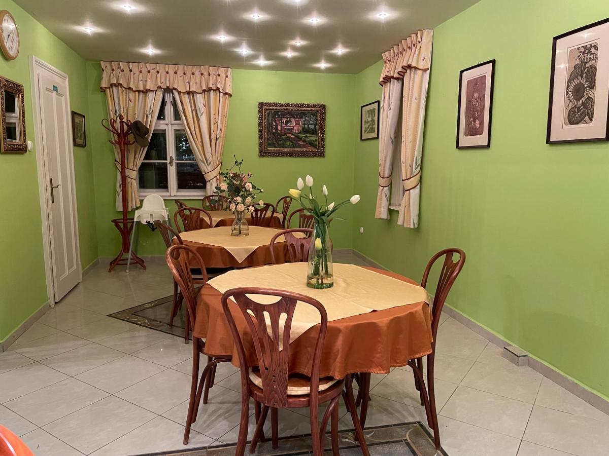 Party Villa Holiday Rent Balatonföldvár 외부 사진