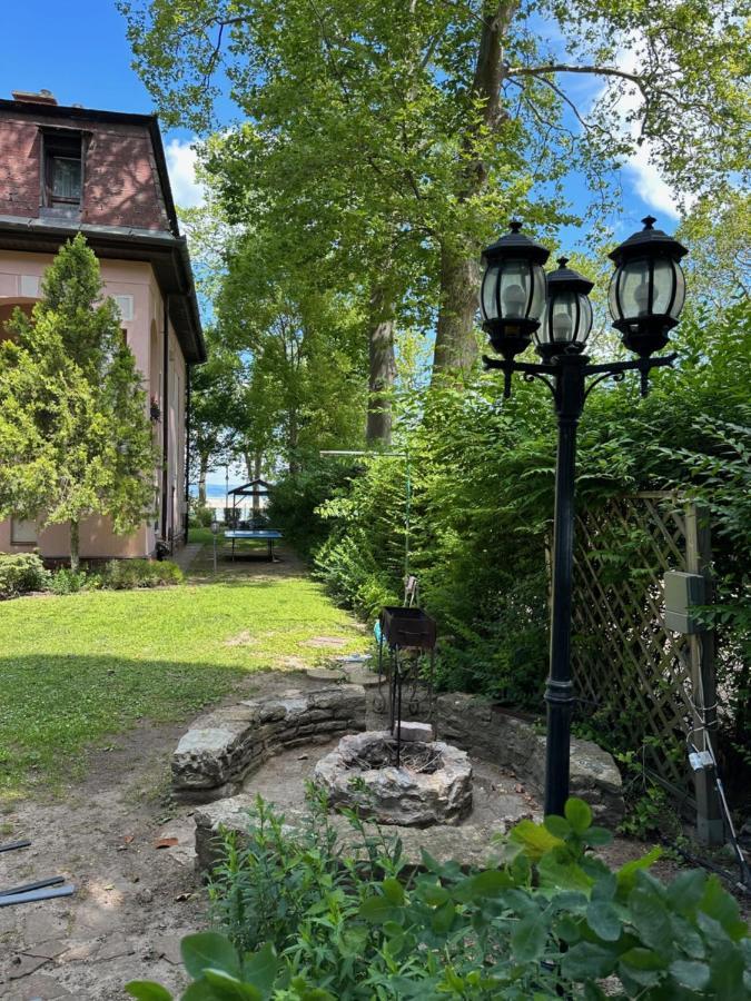 Party Villa Holiday Rent Balatonföldvár 외부 사진
